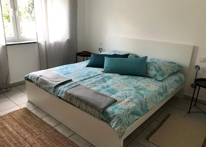 Moselidylle Und Cityflair - Beth * Κόμπλεντς