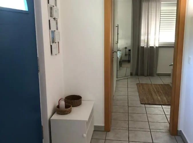 Moselidylle Und Cityflair - Beth * Κόμπλεντς